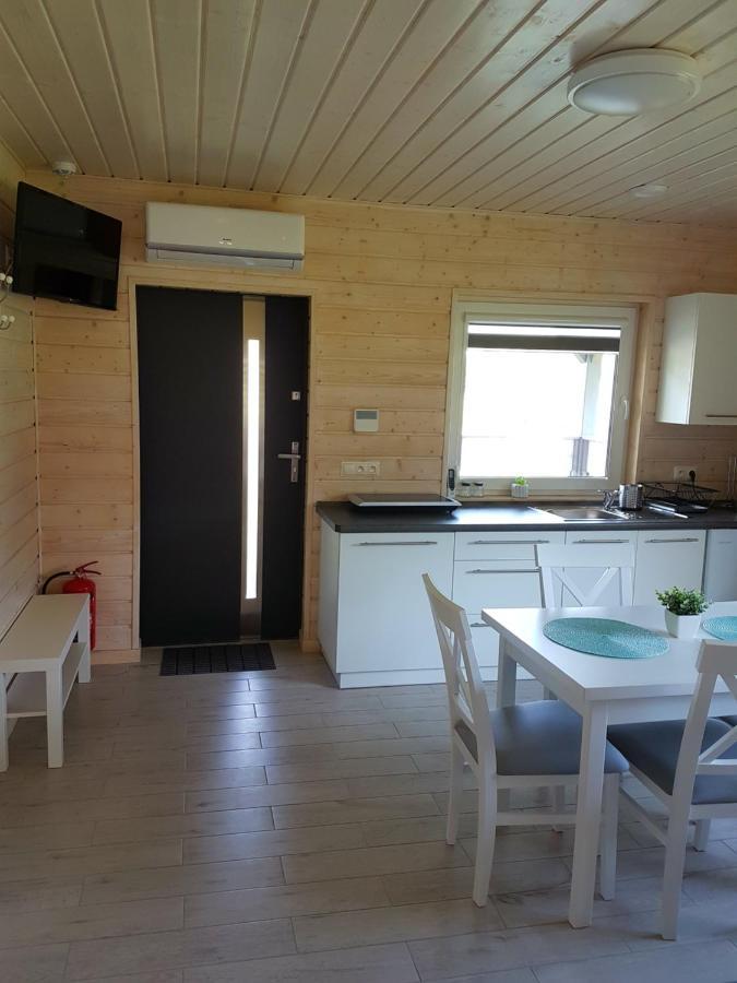 Domki Komfort Caloroczne Zator Exterior foto